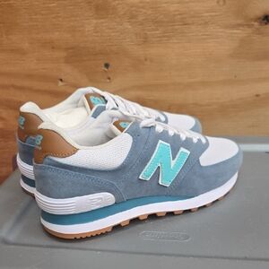 New Balance Blue and White Sneakers Classic Athletic Style